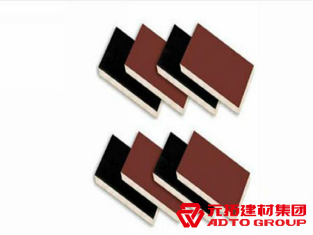 木模板廠家：選擇木模板的注意事項(xiàng)有哪些？