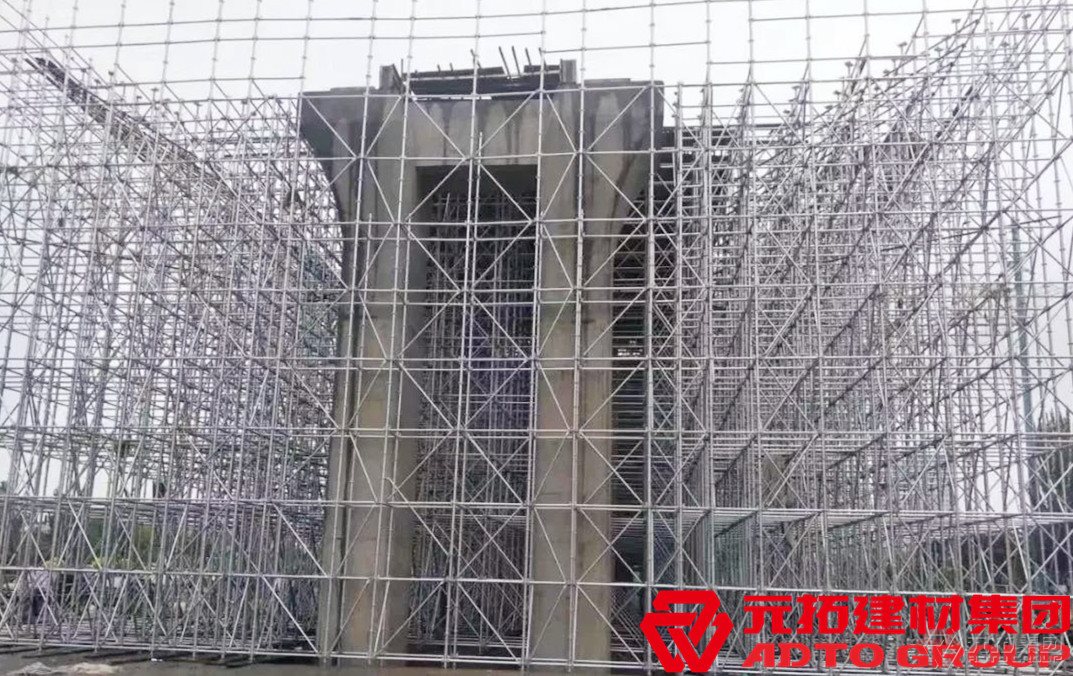 盤扣式腳手架相比傳統(tǒng)式腳手架有哪些優(yōu)勢？